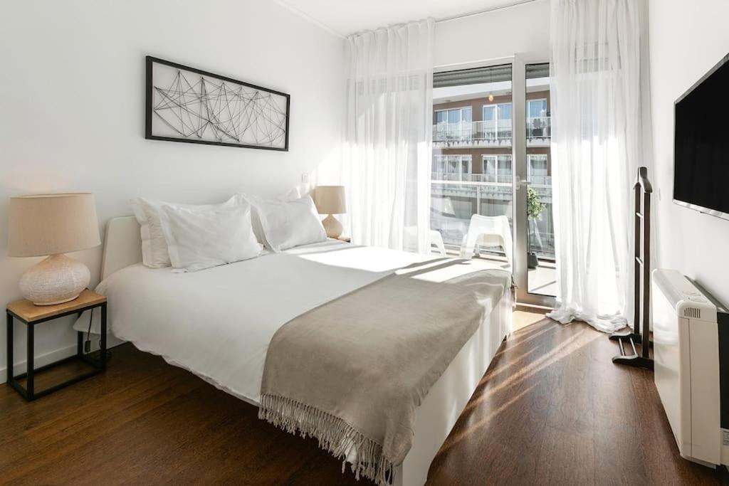 Lisbon Metro & Pool Apartment Exterior photo